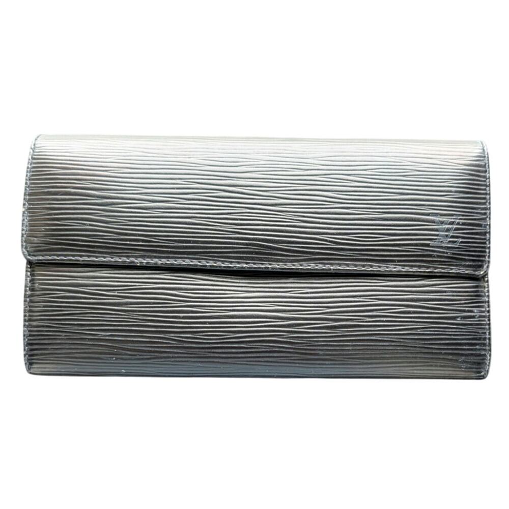 Vintage Louis Vuitton Black Epi Leather Sarah Wallet